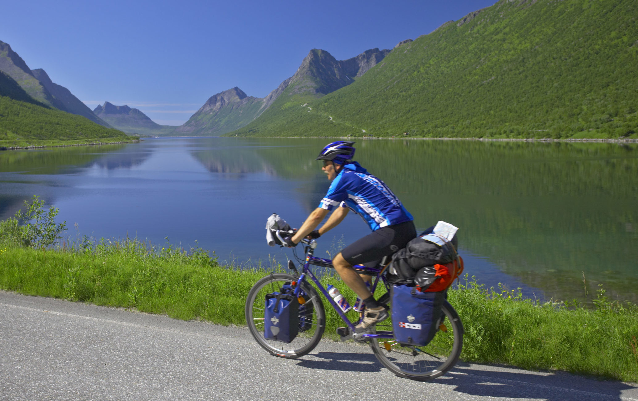 På elsykkel rundt Senja, nordmannsreiser, norden, norge