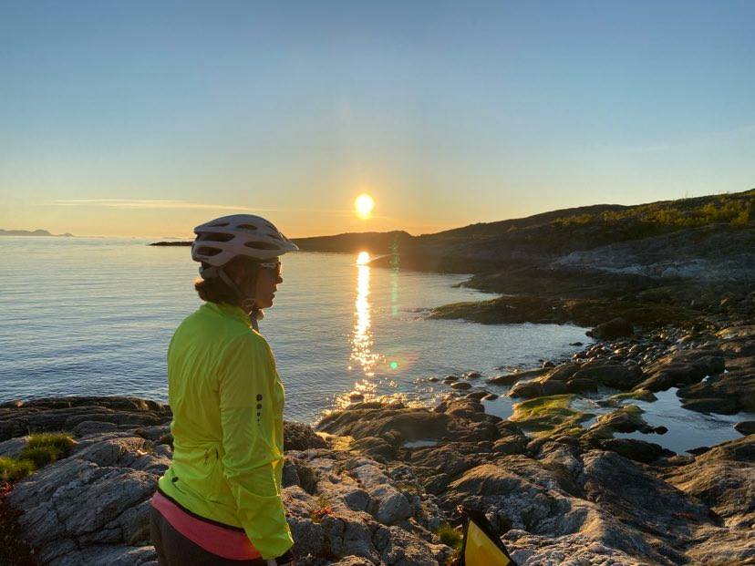 elsykkel i midnattsol på Senja, Elsykkel på Senja