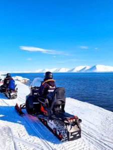 Snøscootertur til Isfjord Radio på Svalbard I Nordmanns-Reiser